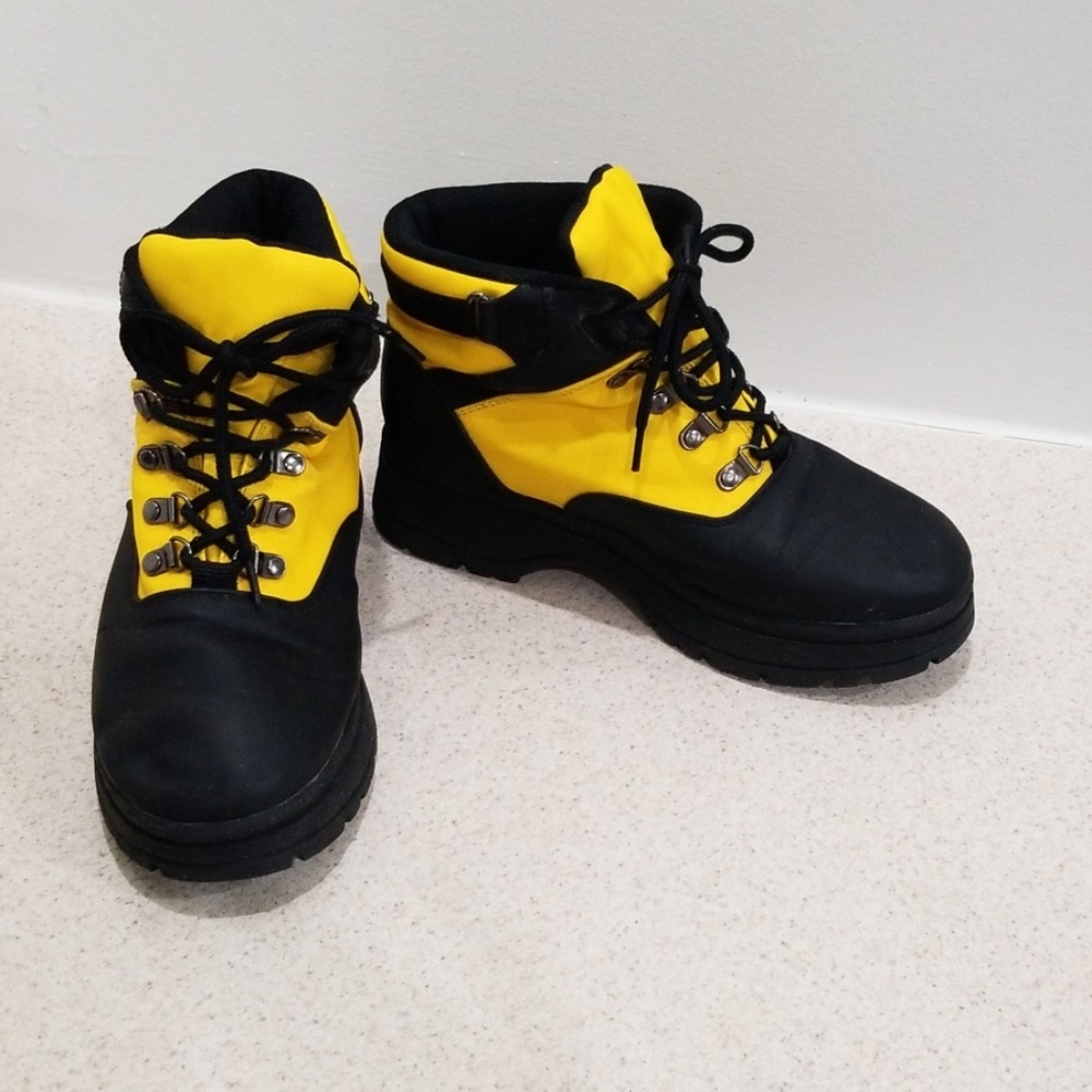 Totes women's all weather footwear yellow & black